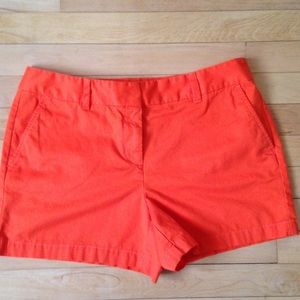 Ann Taylor loft short shorts orange size 8